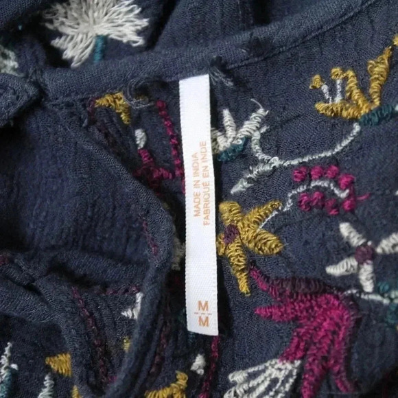 Free People cropped navy gauze embroidered top med - Picture 2 of 12